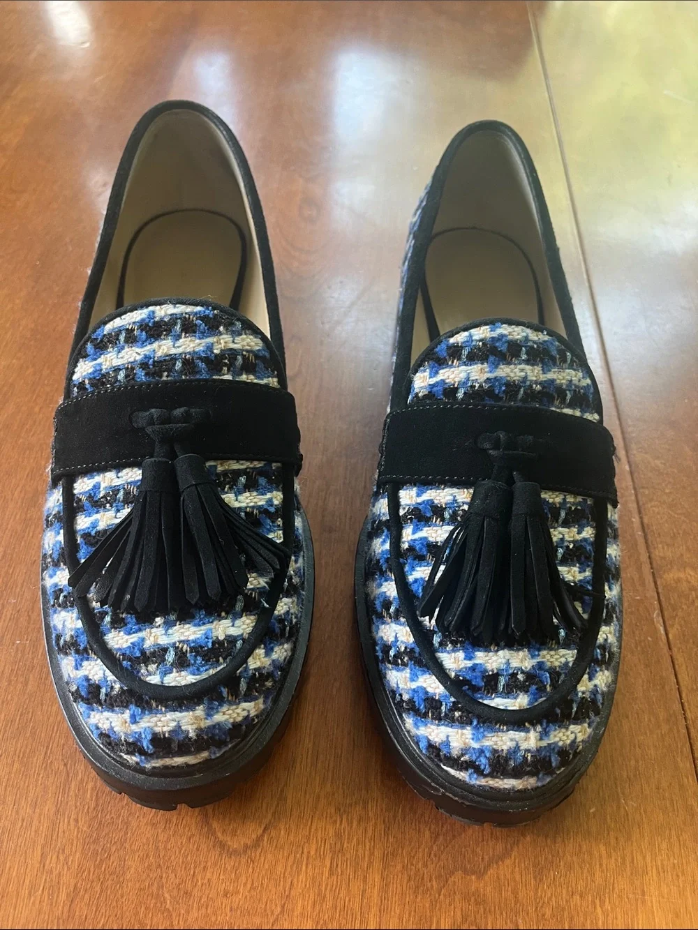 Ann Taylor Lug Sole Tweed Tassel Plaid Black/Royal Blue Loafers size 7